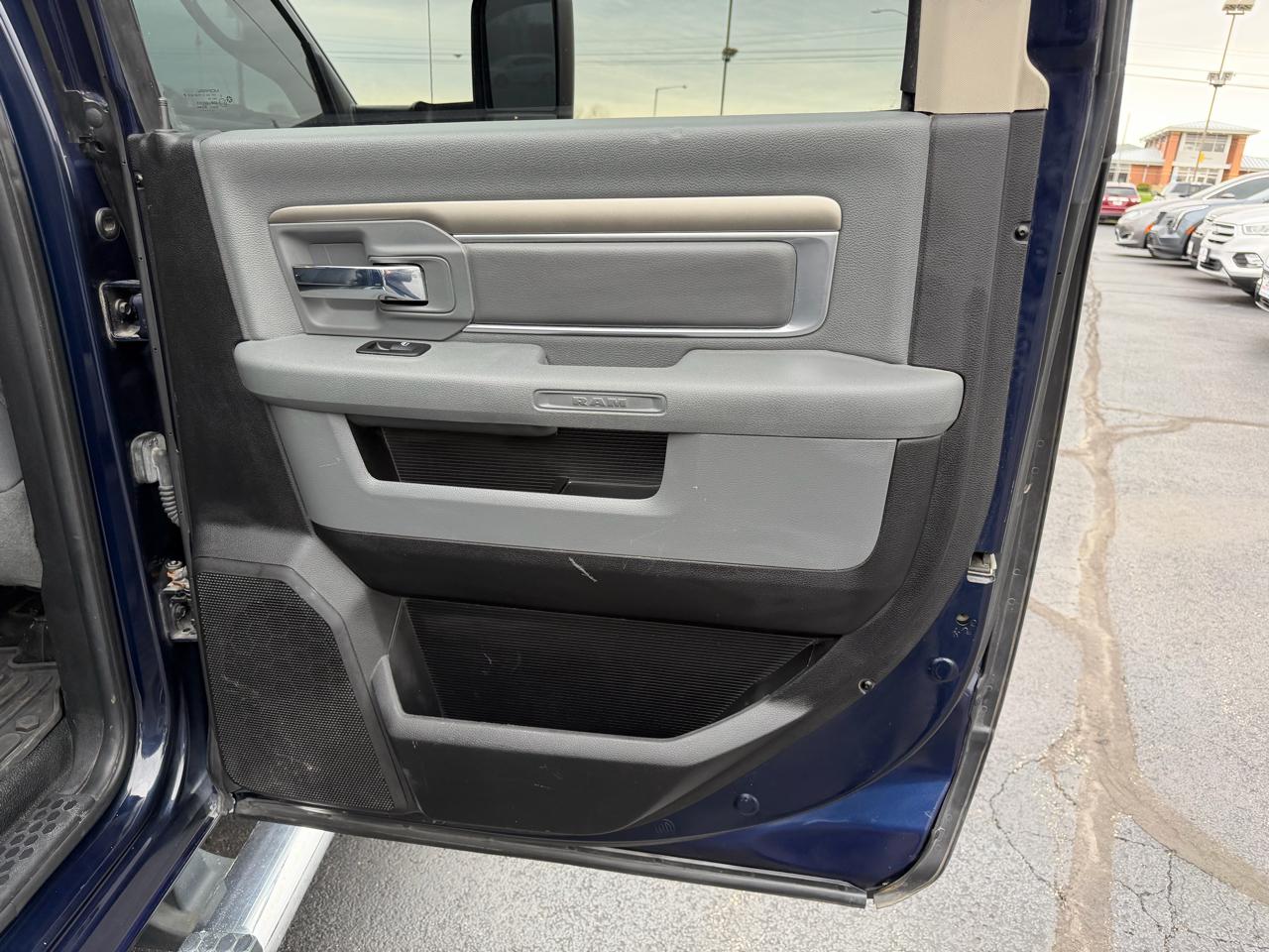 RAM 2500 SLT Crew Cab LWB 4WD 2014