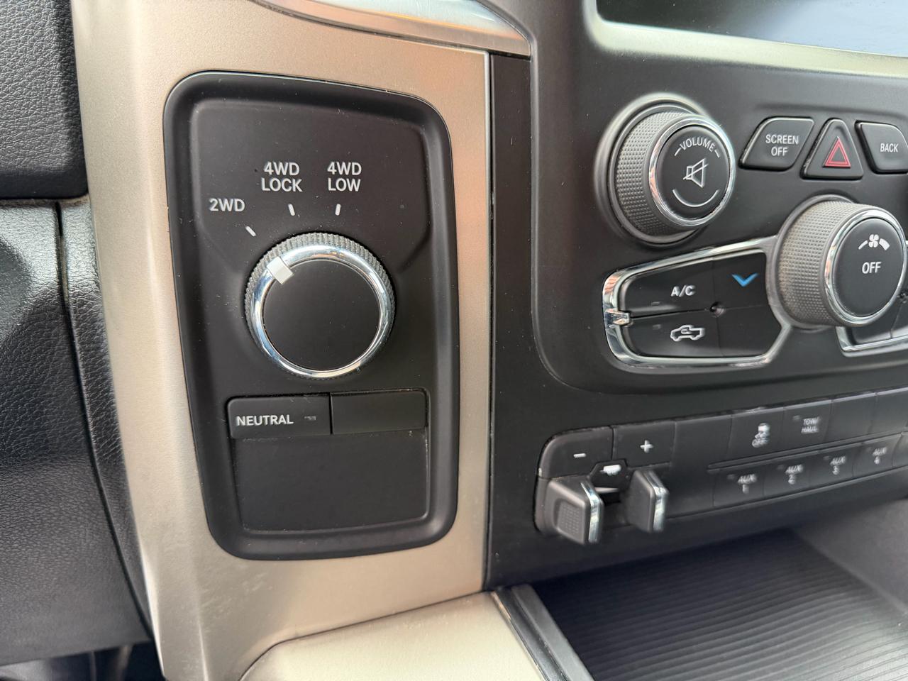 RAM 2500 SLT Crew Cab LWB 4WD 2014