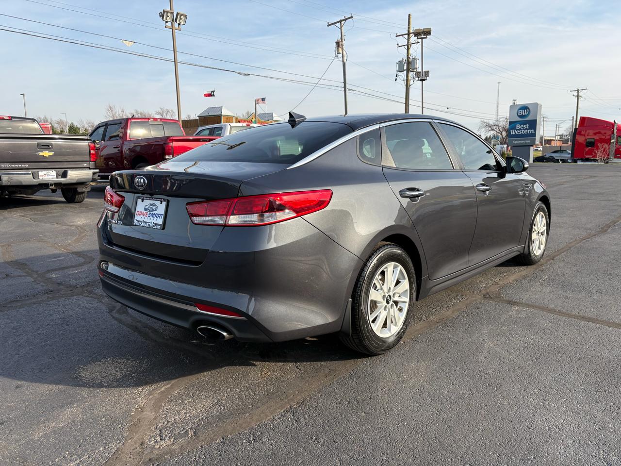 Kia Optima LX 2017