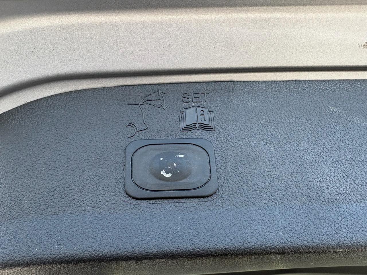 Ford Escape Titanium FWD 2016