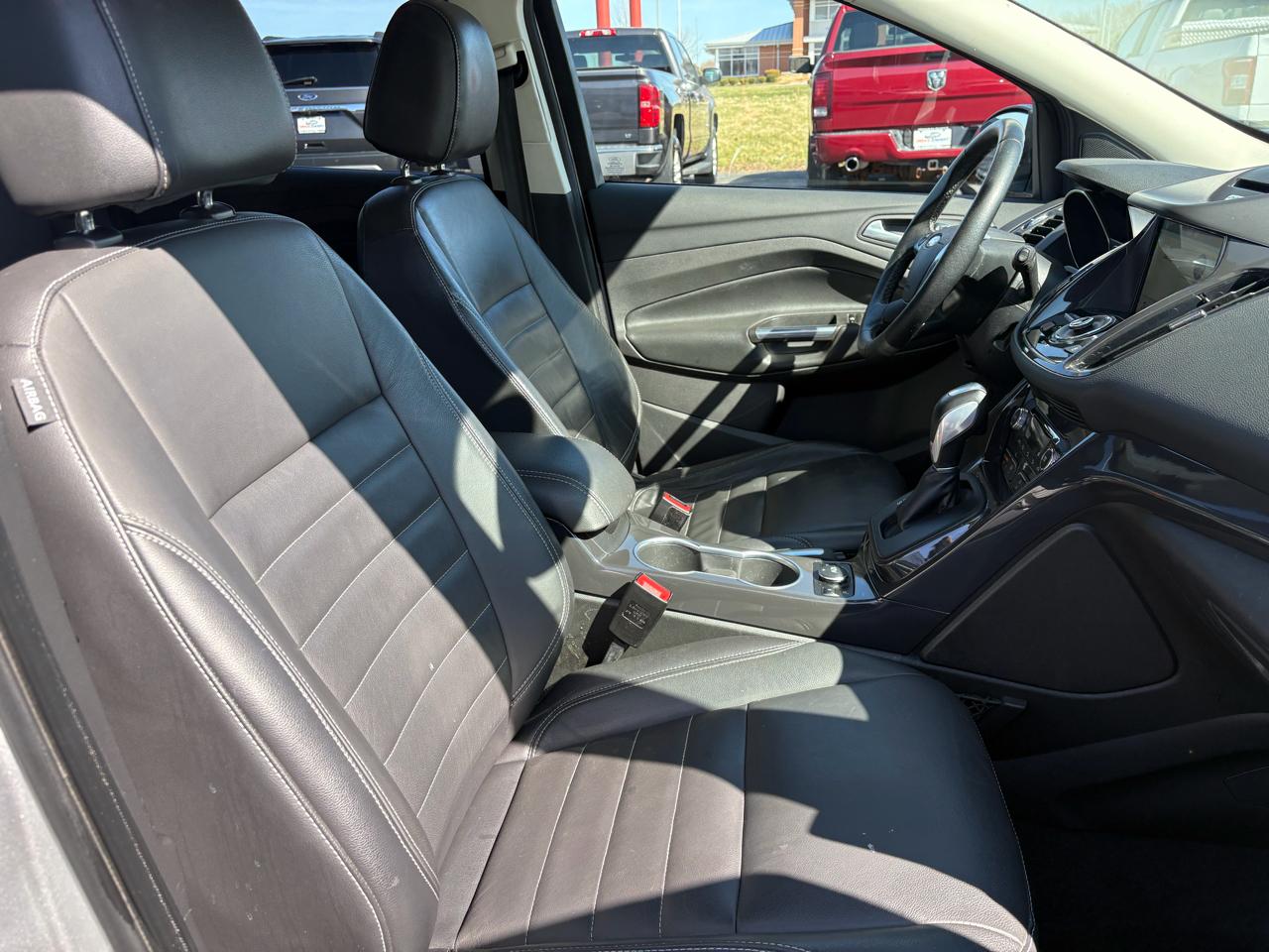 Ford Escape Titanium FWD 2016