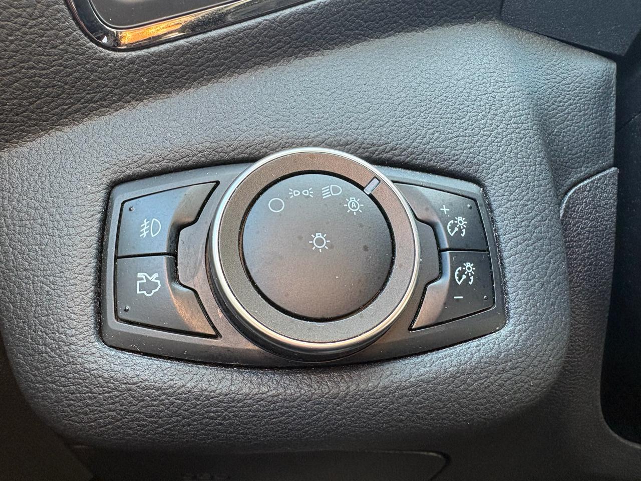 Ford Escape Titanium FWD 2016