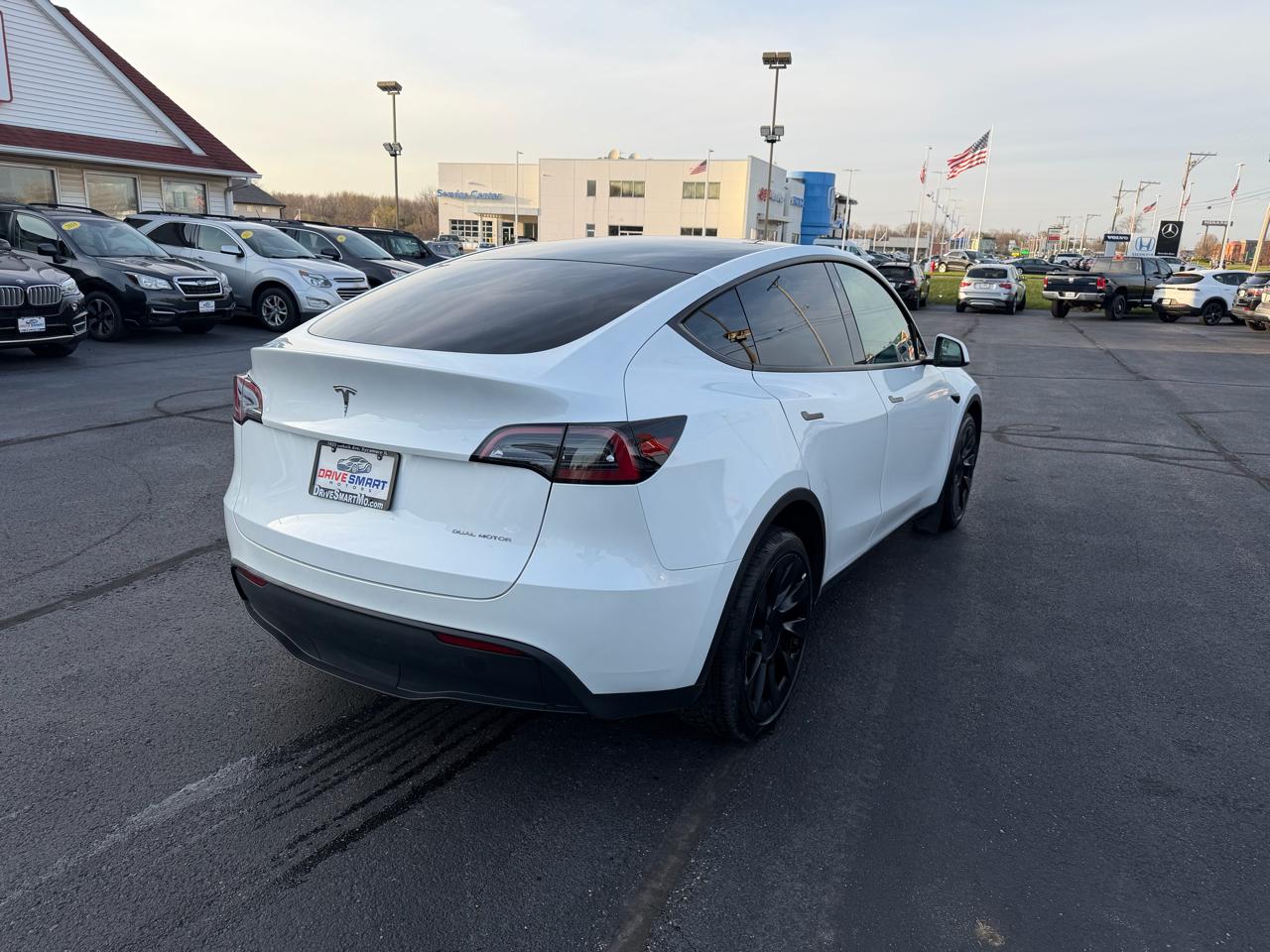 Tesla Model Y Long Range 2023