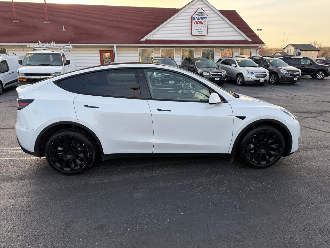 Tesla Model Y Long Range 2023