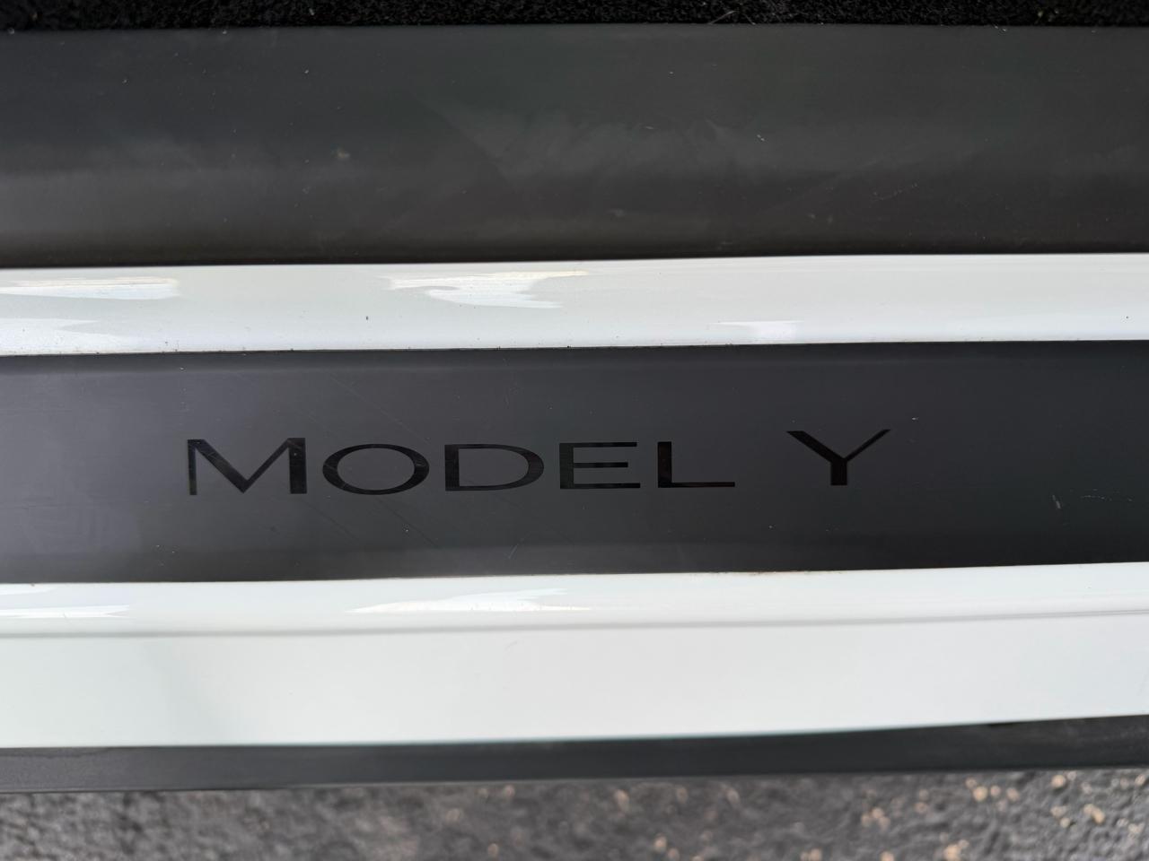 Tesla Model Y Long Range 2023