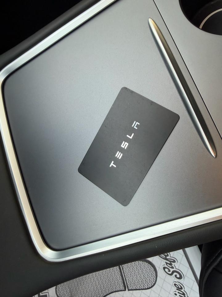 Tesla Model Y Long Range 2023