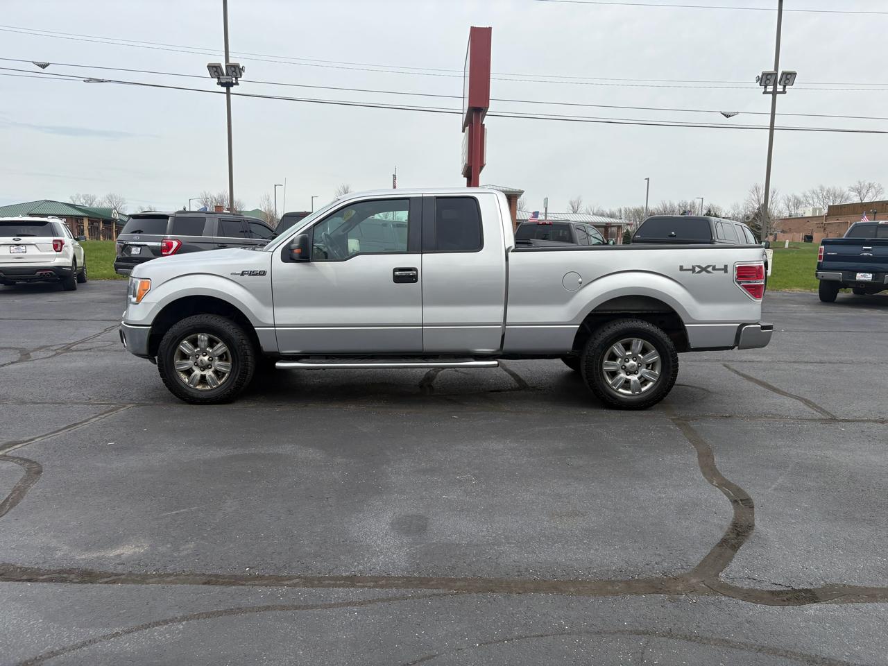Ford F-150 XLT SuperCab 8-ft. Bed 4WD 2010