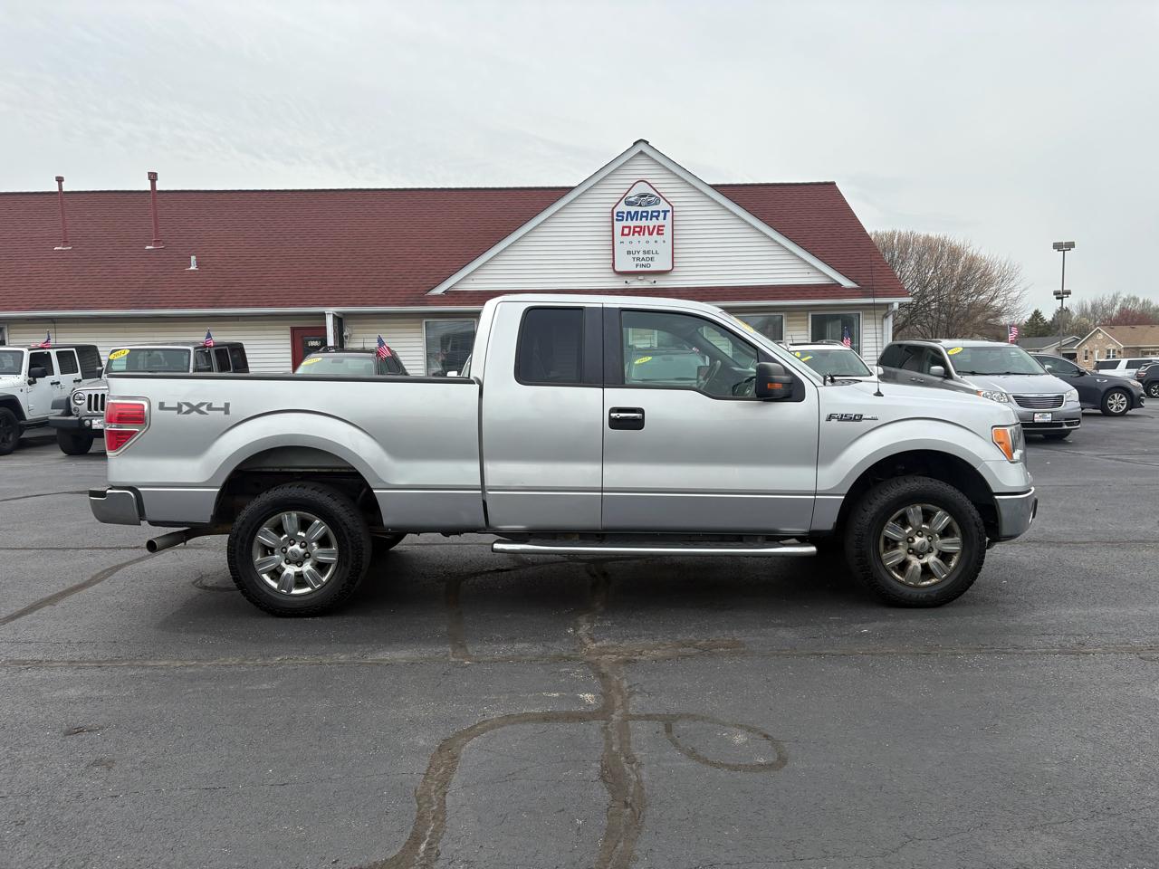 Ford F-150 XLT SuperCab 8-ft. Bed 4WD 2010