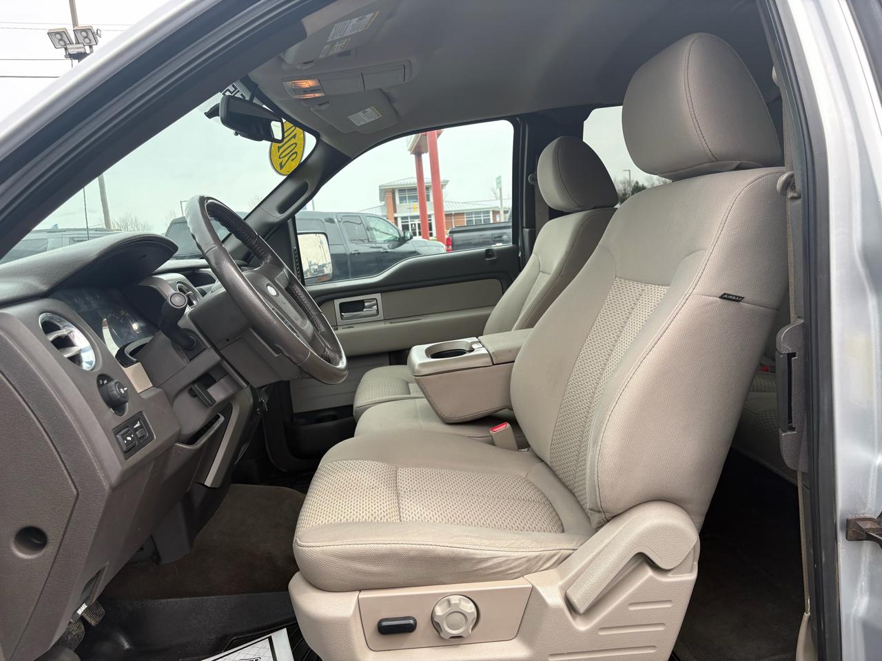 Ford F-150 XLT SuperCab 8-ft. Bed 4WD 2010