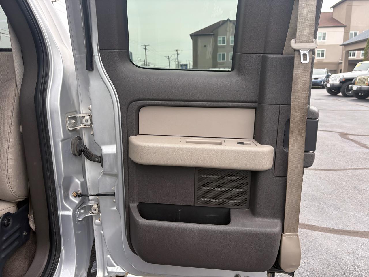 Ford F-150 XLT SuperCab 8-ft. Bed 4WD 2010