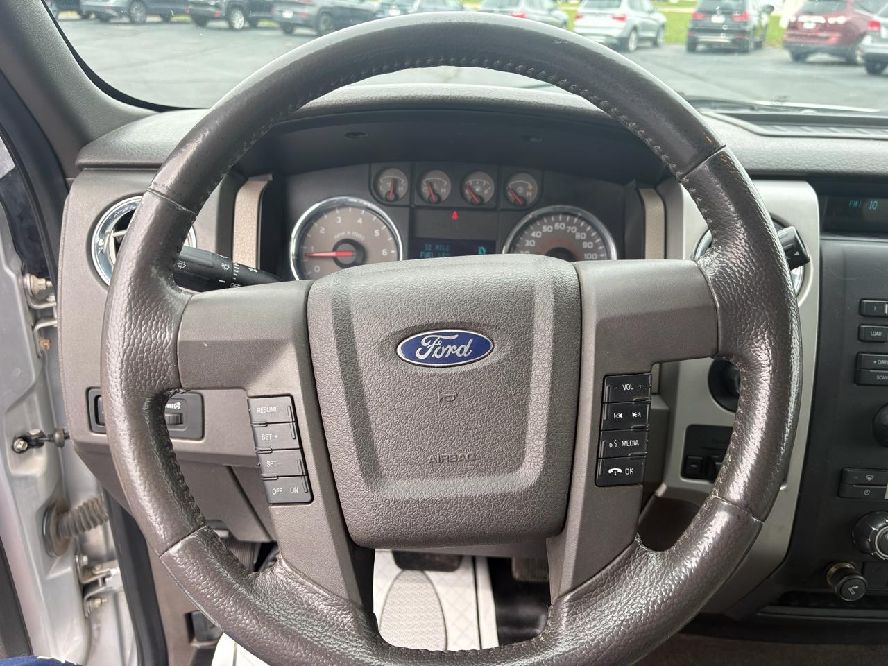 Ford F-150 XLT SuperCab 8-ft. Bed 4WD 2010