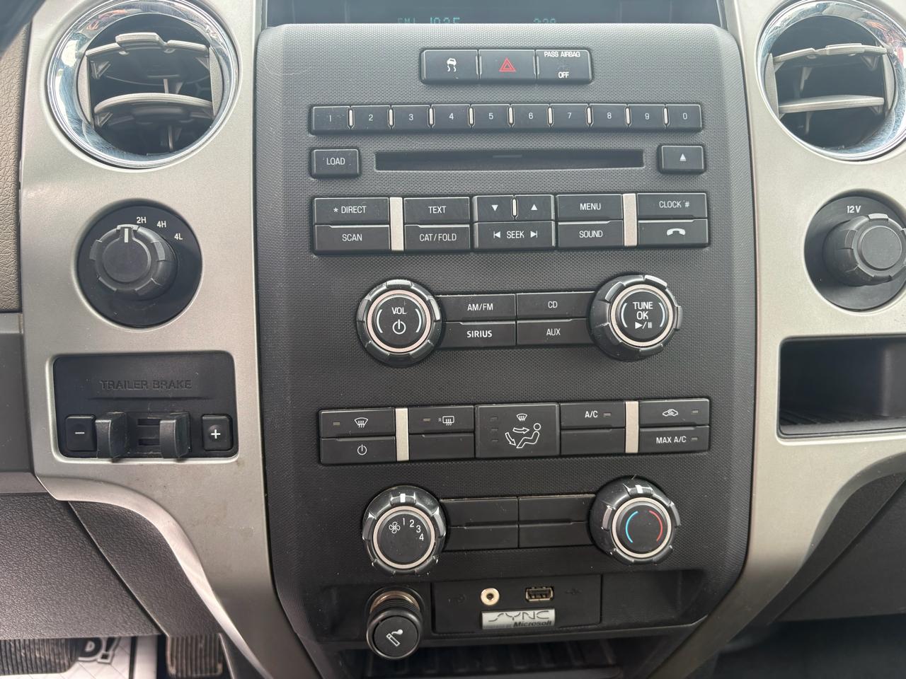 Ford F-150 XLT SuperCab 8-ft. Bed 4WD 2010