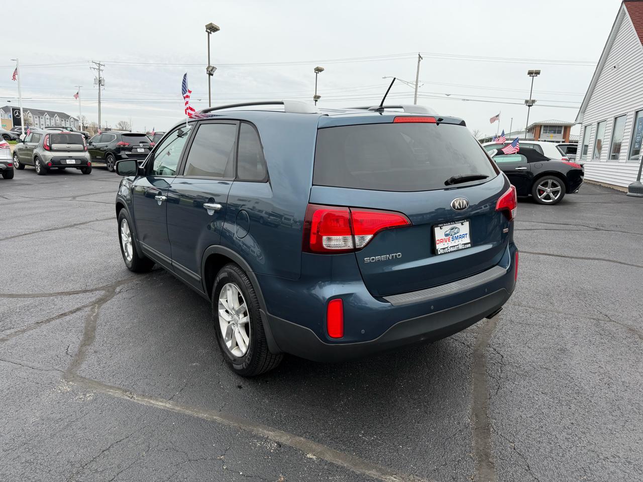 Kia Sorento LX 2WD 2014