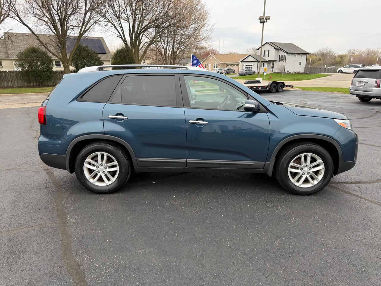 Kia Sorento LX 2WD 2014