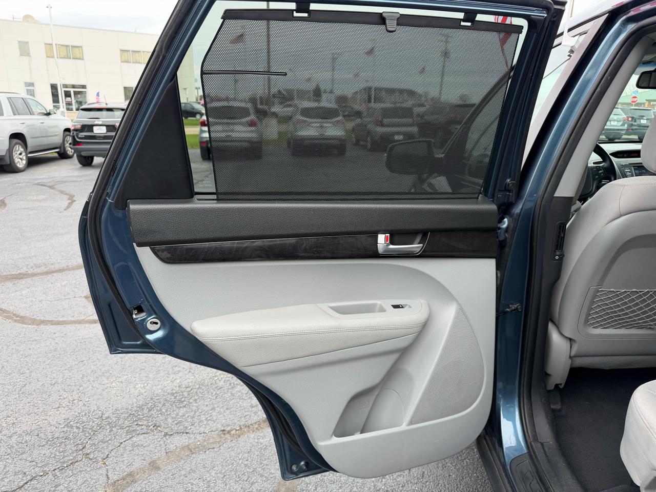 Kia Sorento LX 2WD 2014