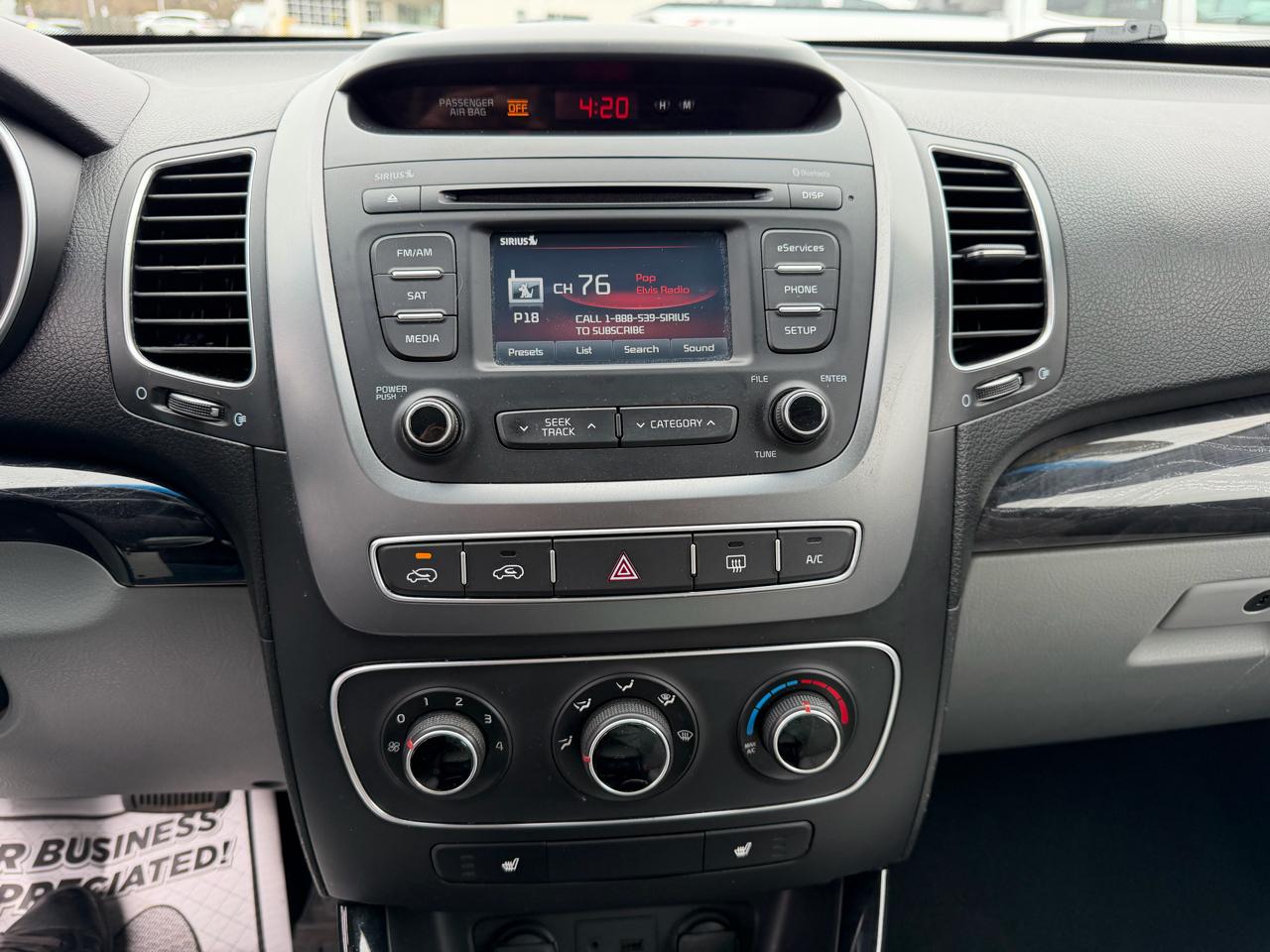 Kia Sorento LX 2WD 2014