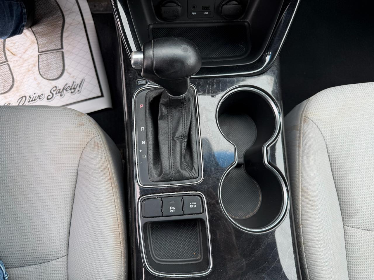 Kia Sorento LX 2WD 2014