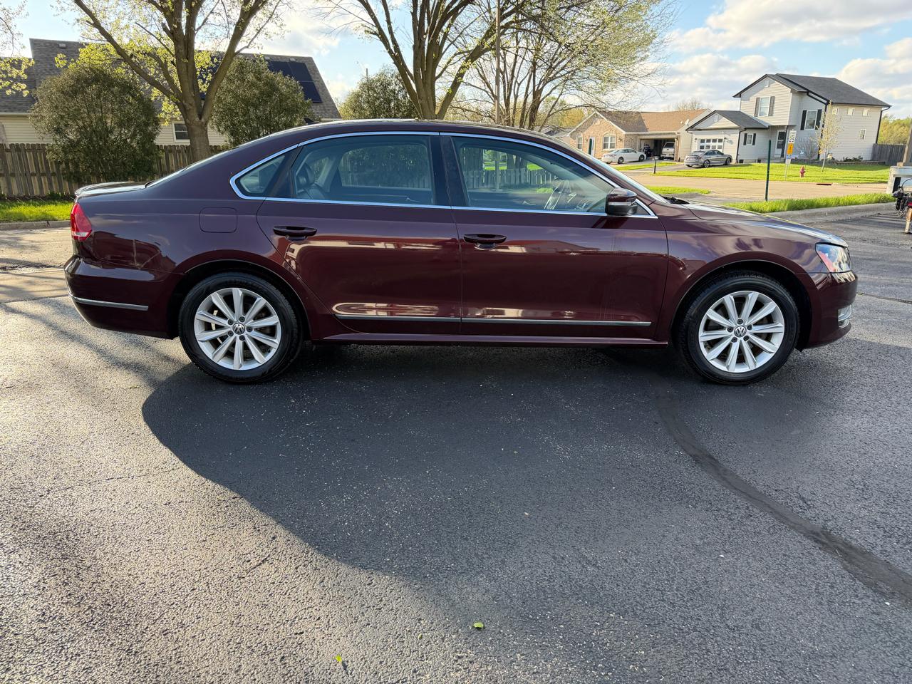 Volkswagen Passat 2.5L SEL Premium 2013