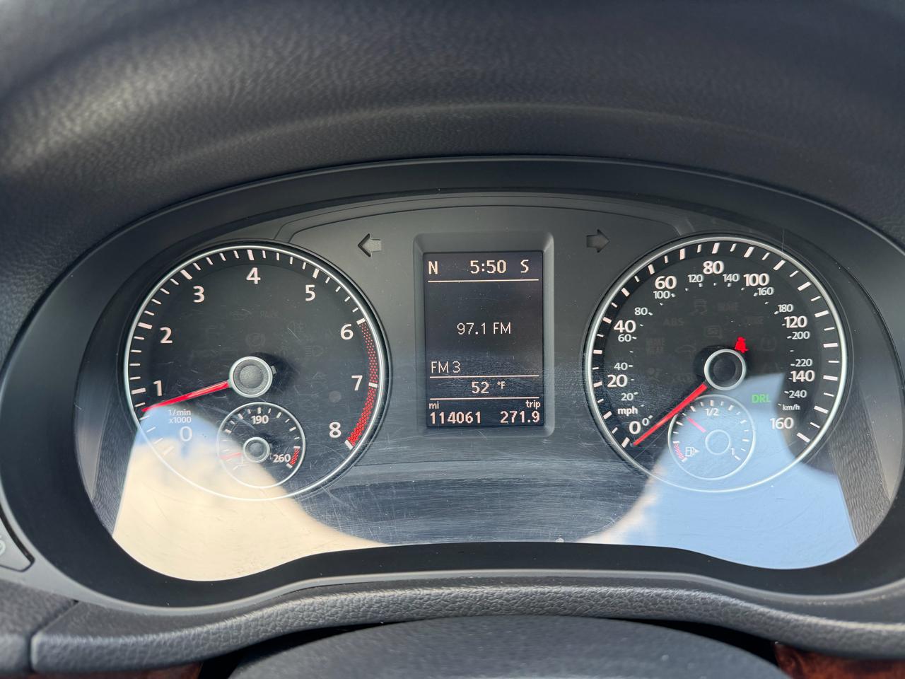 Volkswagen Passat 2.5L SEL Premium 2013