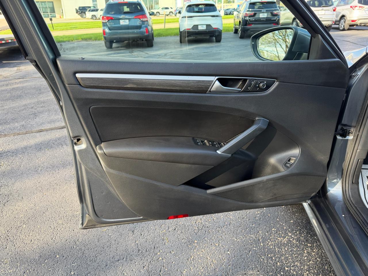 Volkswagen Passat SE 6A 2016