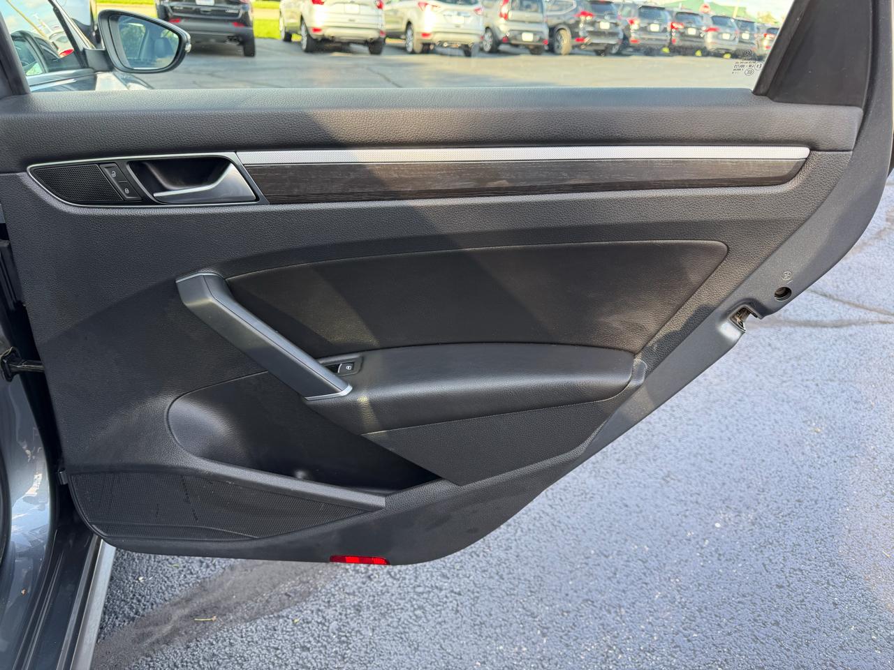 Volkswagen Passat SE 6A 2016