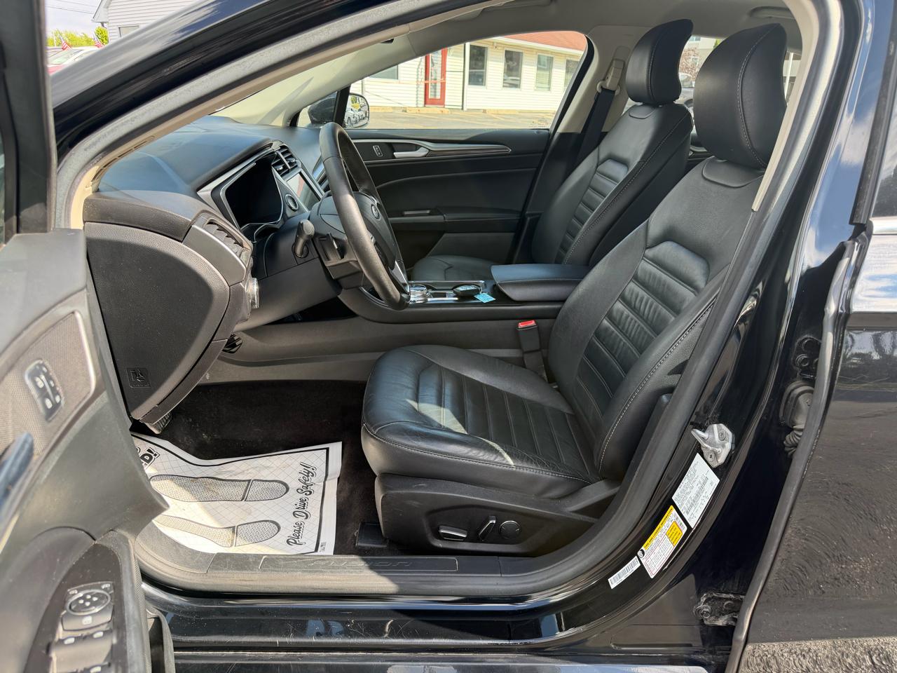 Ford Fusion SE 2017