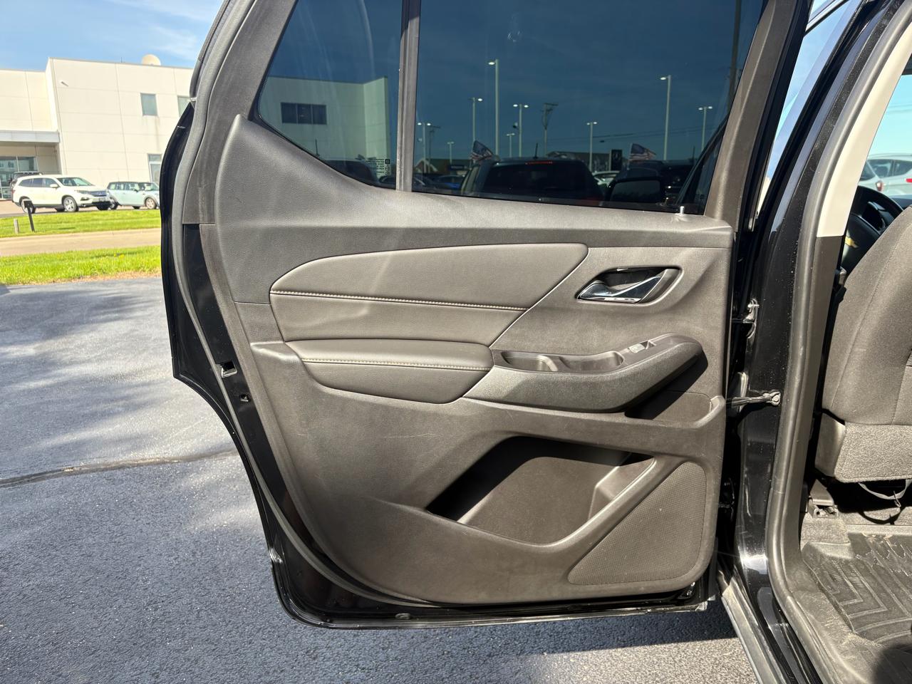 Chevrolet Traverse LT Cloth FWD 2018