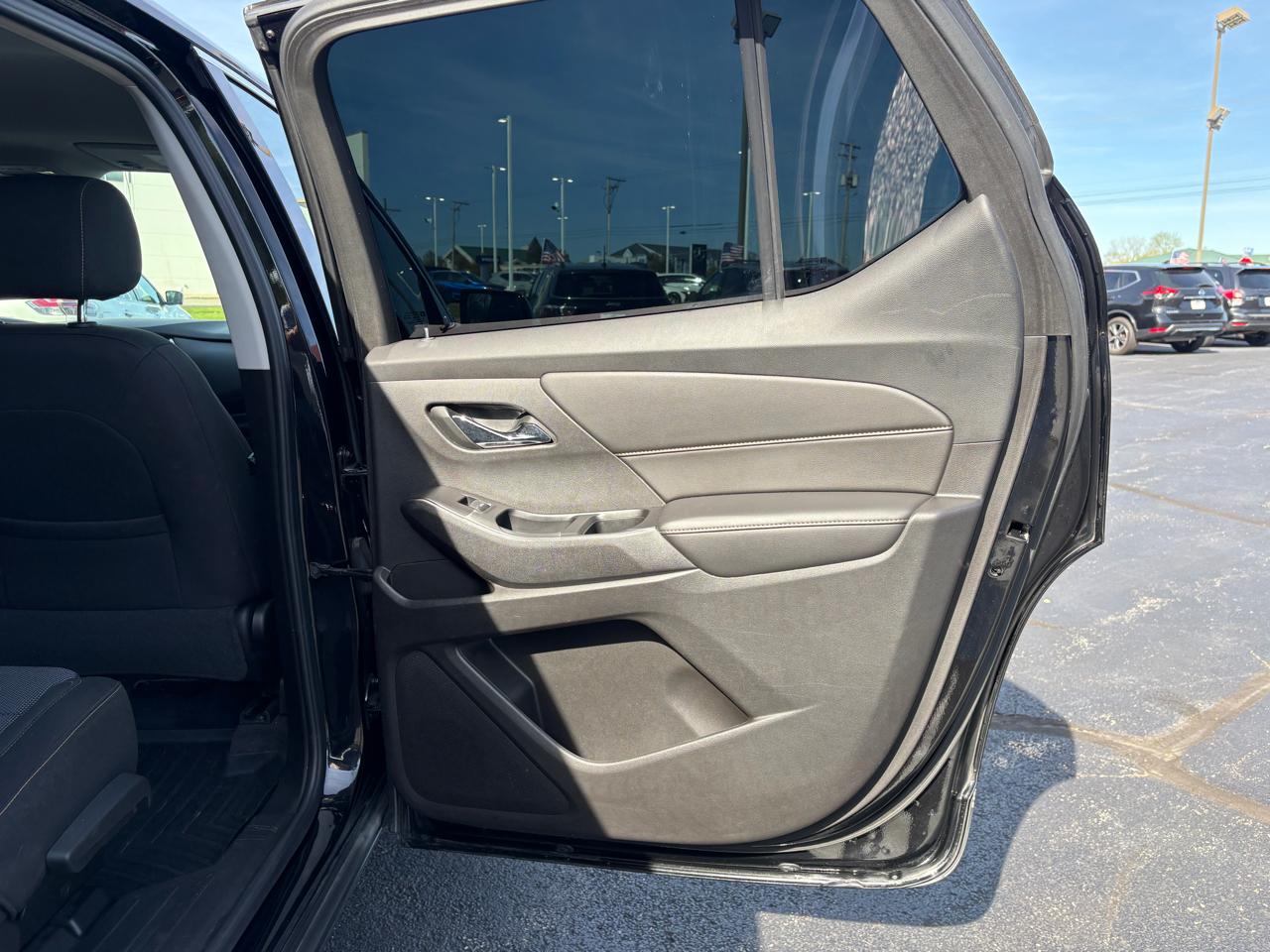 Chevrolet Traverse LT Cloth FWD 2018