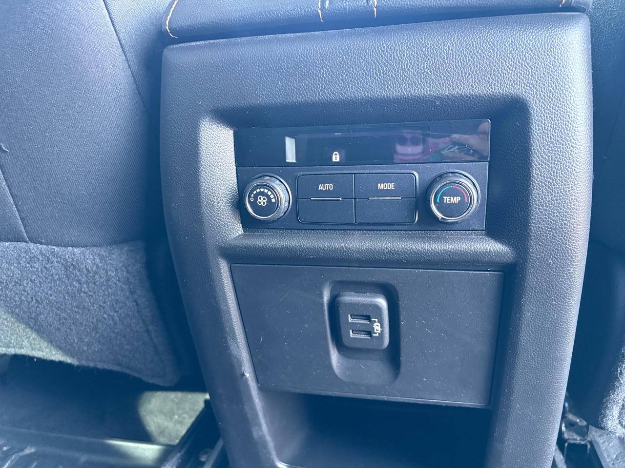 Chevrolet Traverse LT Cloth FWD 2018