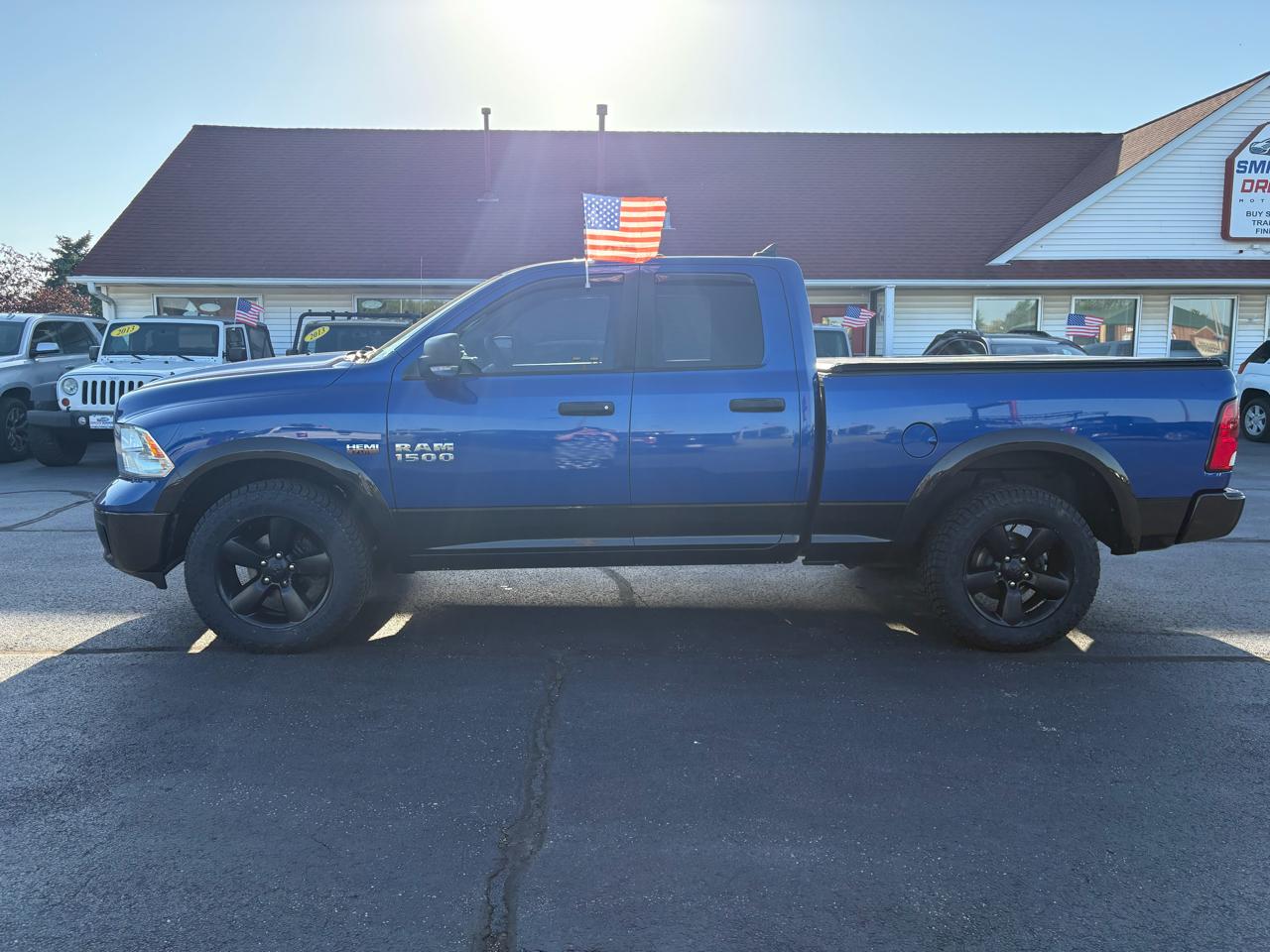 RAM 1500 SLT Quad Cab 4WD 2015