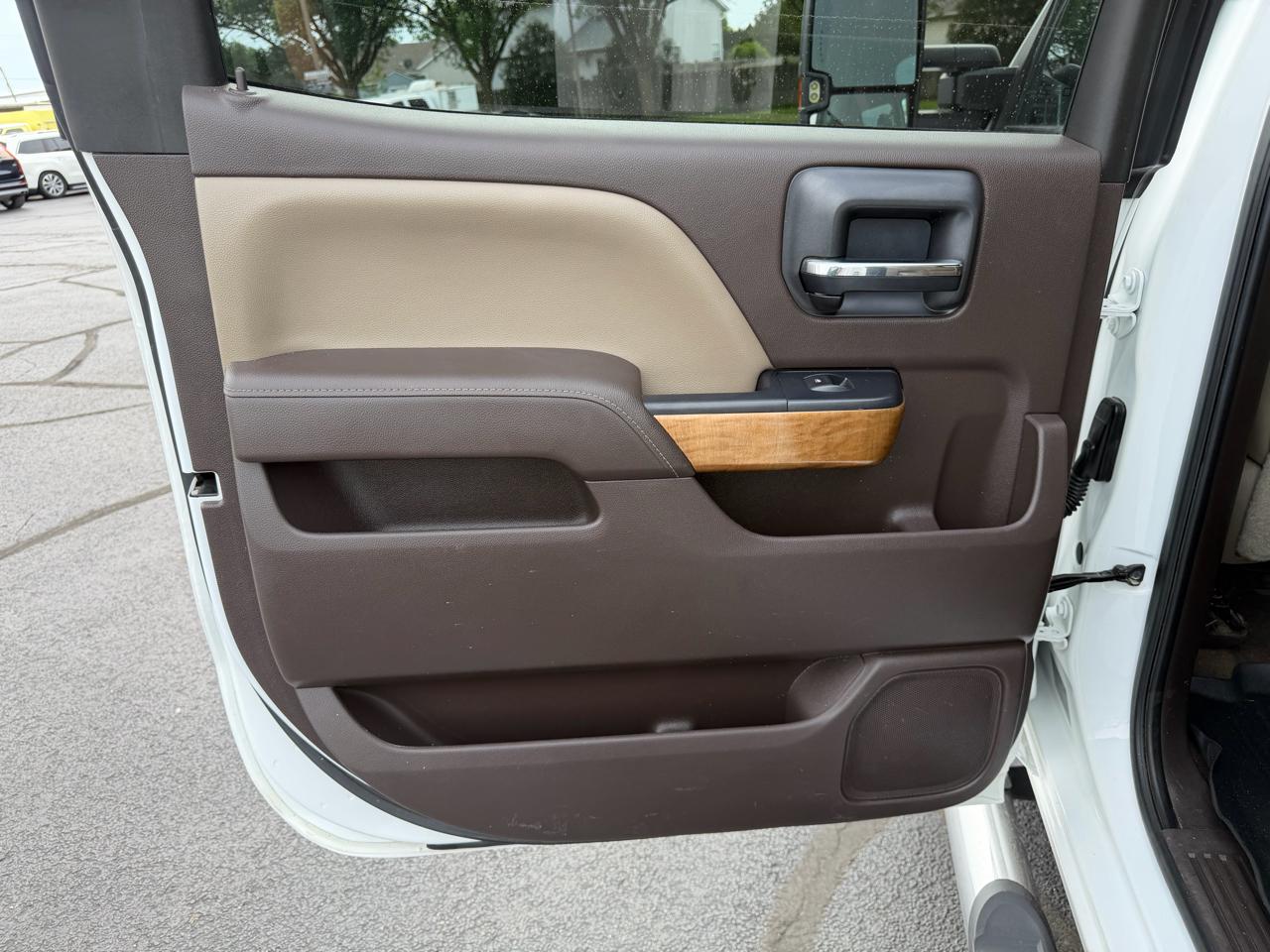 Chevrolet Silverado 2500HD LTZ Crew Cab 4WD 2015