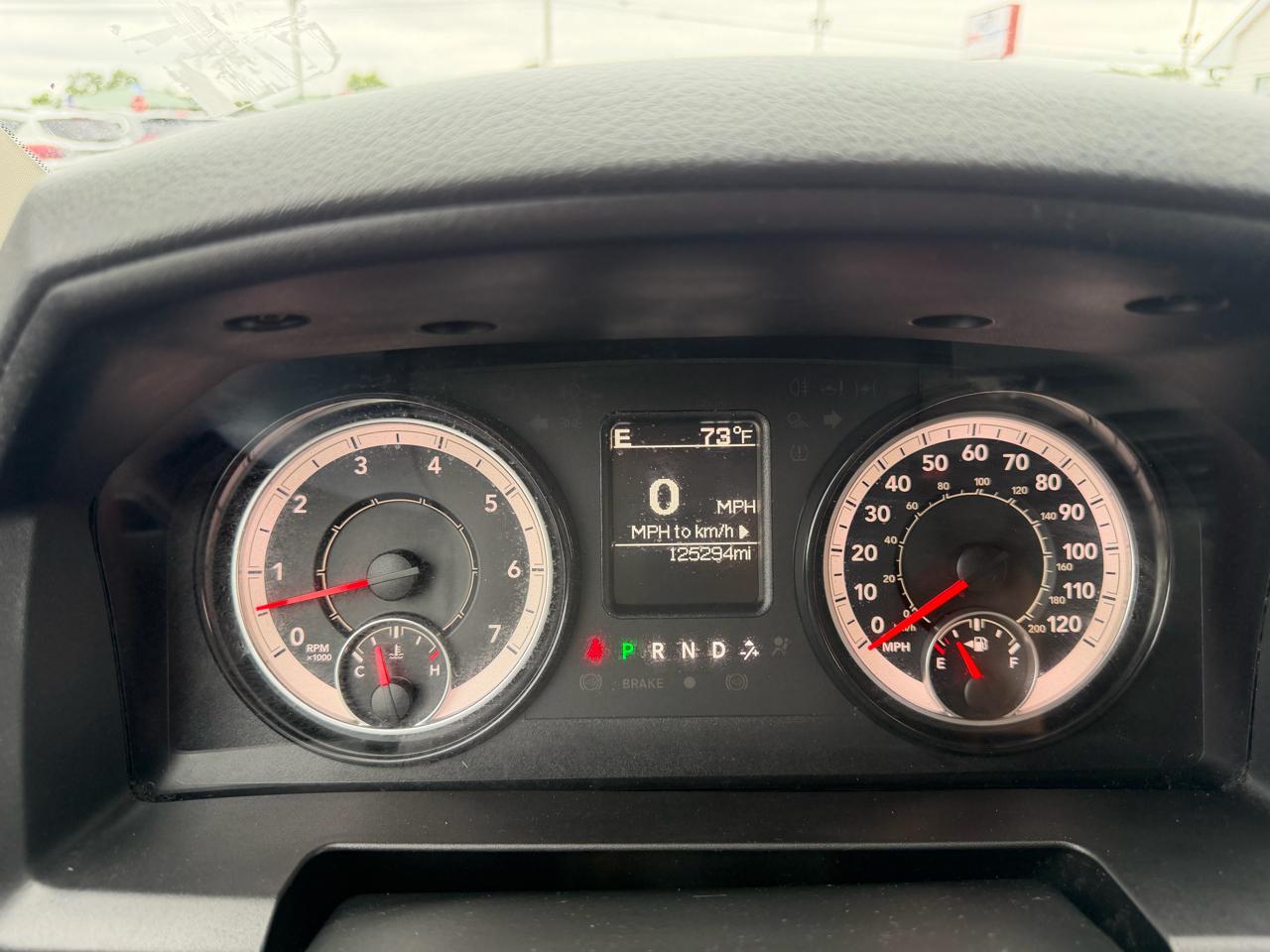 RAM 1500 Tradesman Crew Cab SWB 4WD 2018