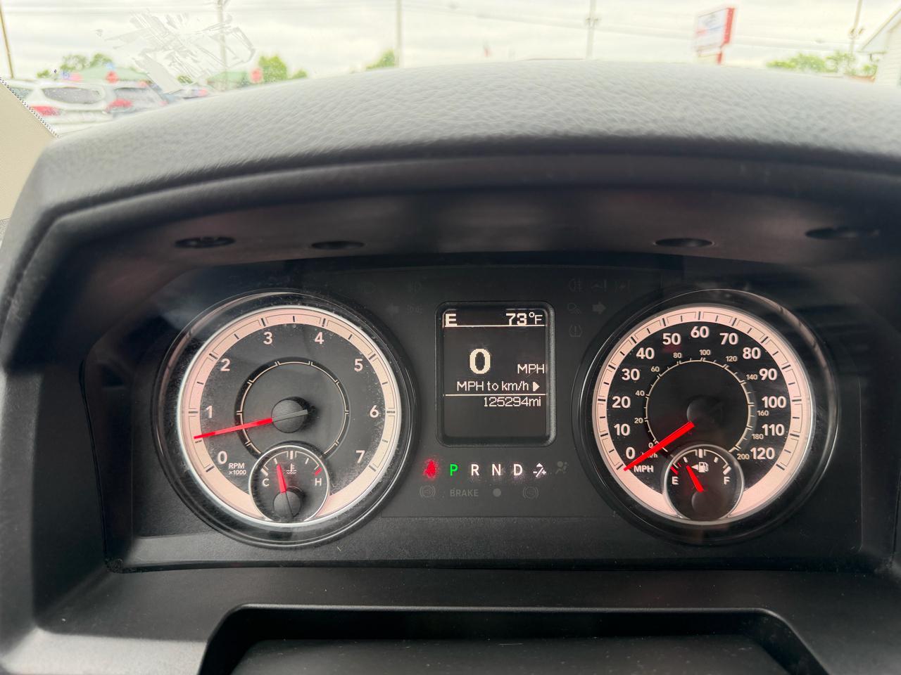 RAM 1500 Tradesman Crew Cab SWB 4WD 2018