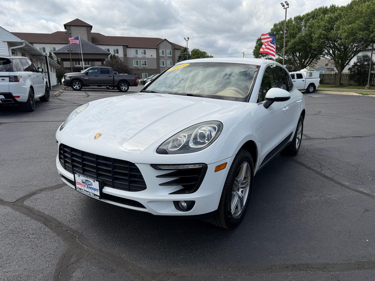 2015 Porsche Macan S's photo