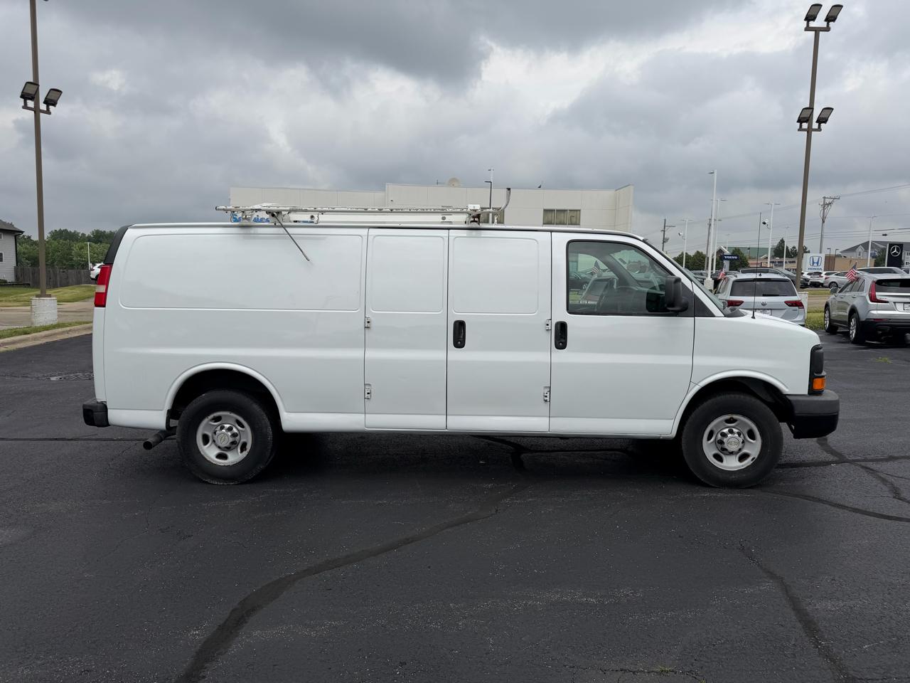 Chevrolet Express 2500 Cargo Extended 2013