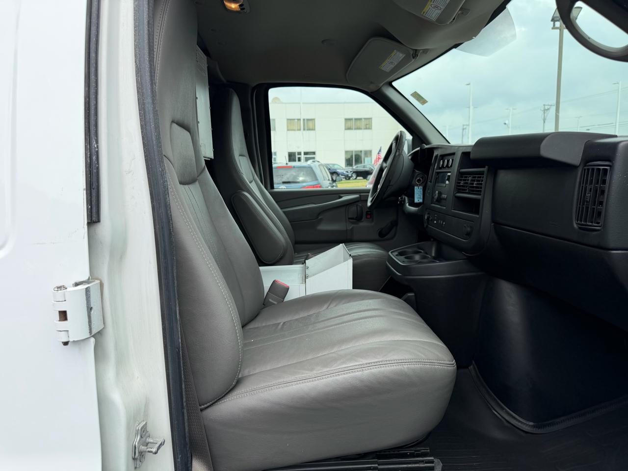 Chevrolet Express 2500 Cargo Extended 2013