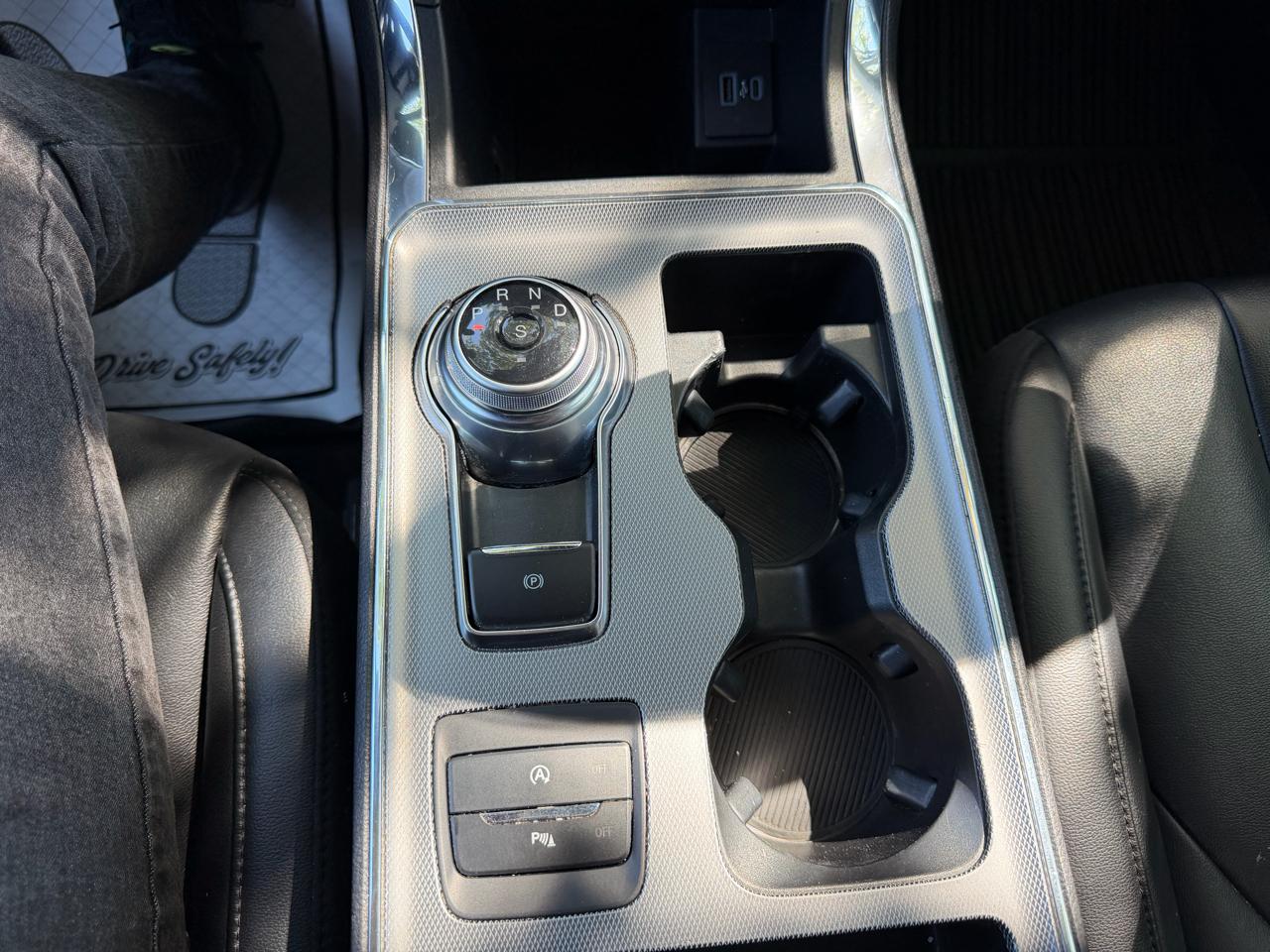 Ford Edge Titanium AWD 2021