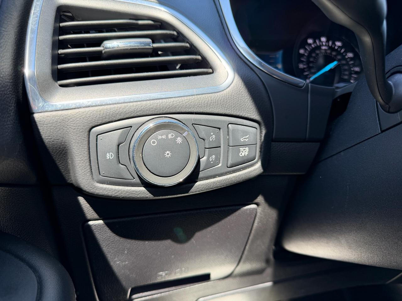 Ford Edge Titanium AWD 2021