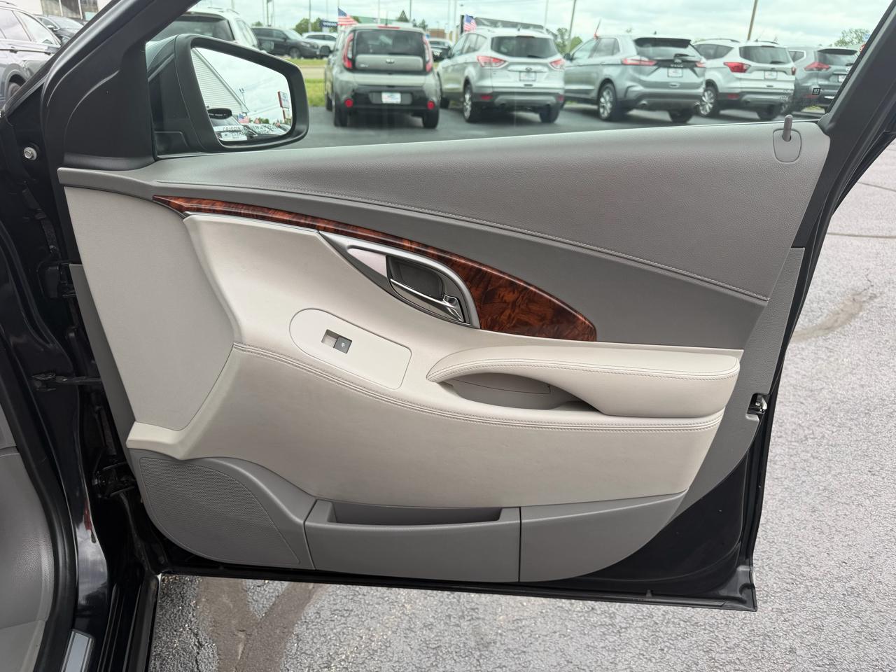 Buick LaCrosse Premium Package 2, w/Leather 2012