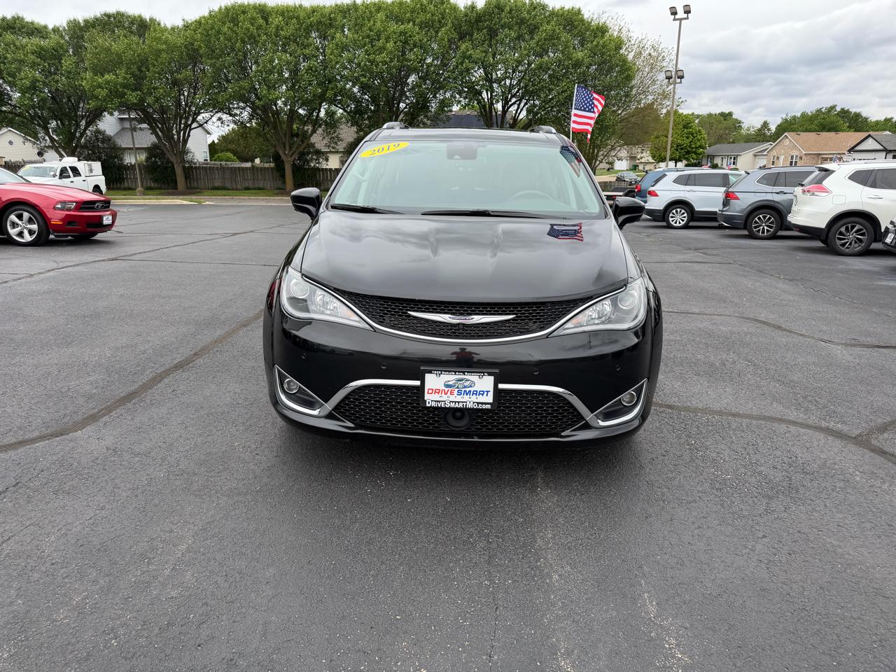 Chrysler Pacifica Touring-L Plus 2019