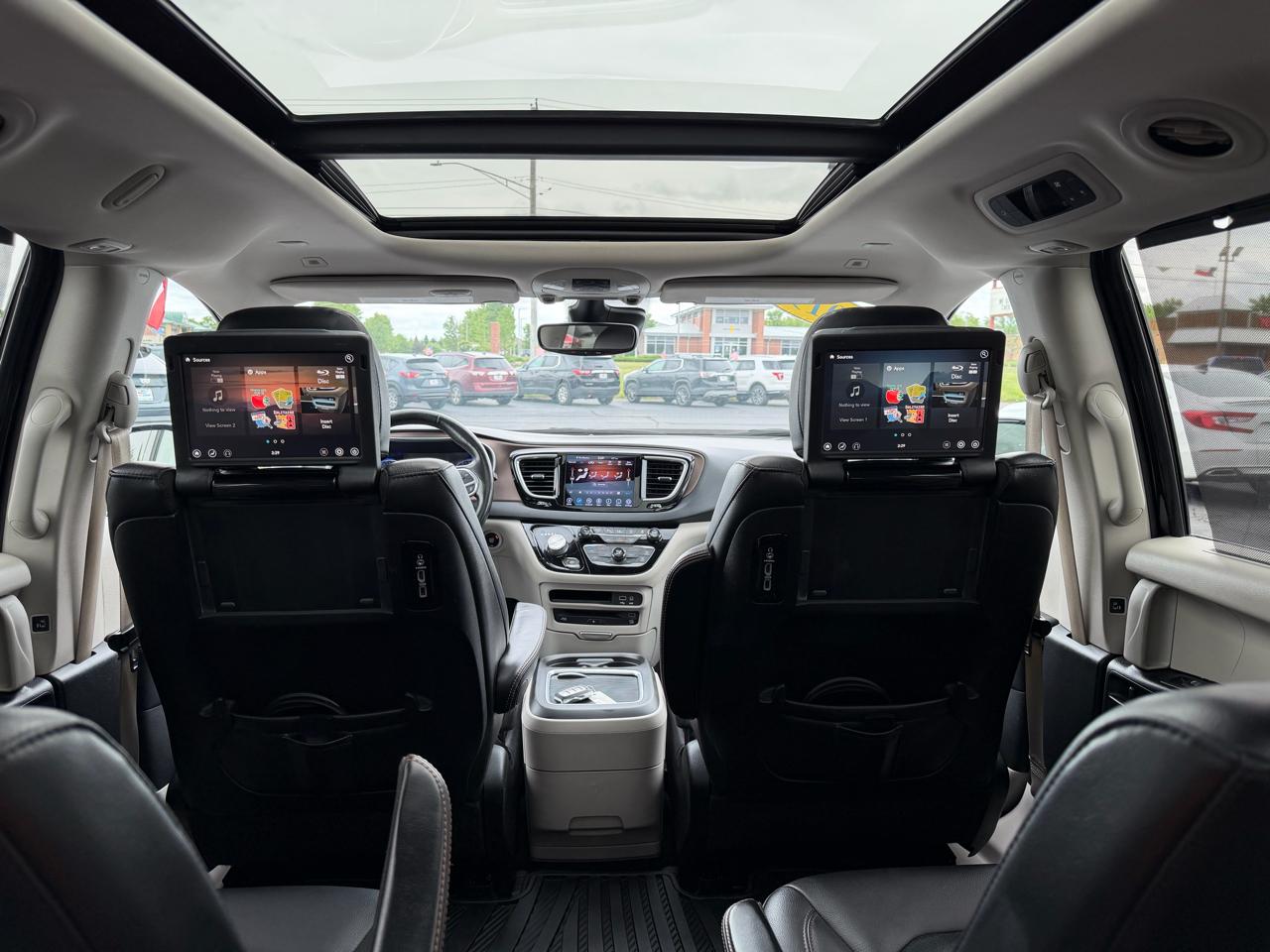 Chrysler Pacifica Touring-L Plus 2019