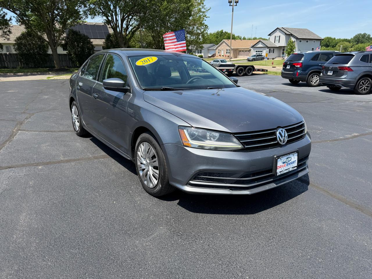 Volkswagen Jetta 1.4T S 6A 2017