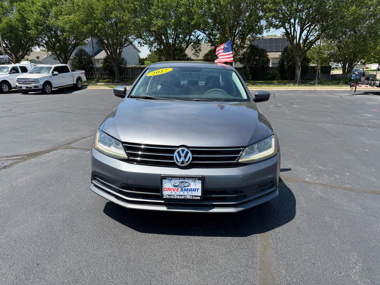 Volkswagen Jetta 1.4T S 6A 2017