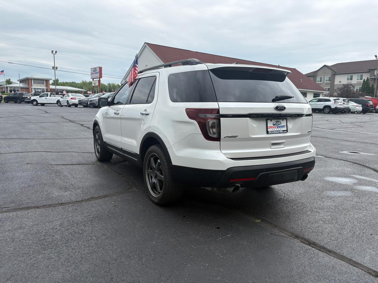 Ford Explorer Sport 4WD 2013