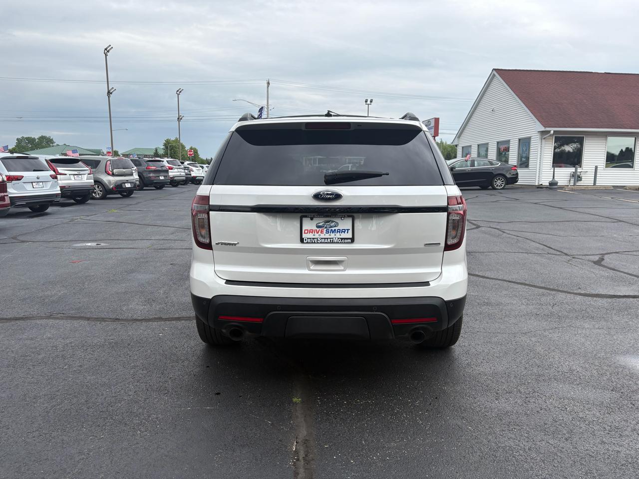 Ford Explorer Sport 4WD 2013