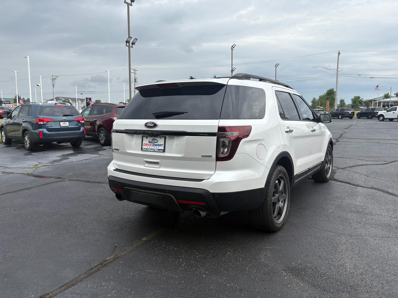 Ford Explorer Sport 4WD 2013