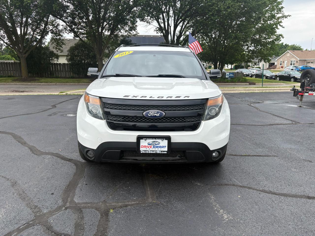 Ford Explorer Sport 4WD 2013
