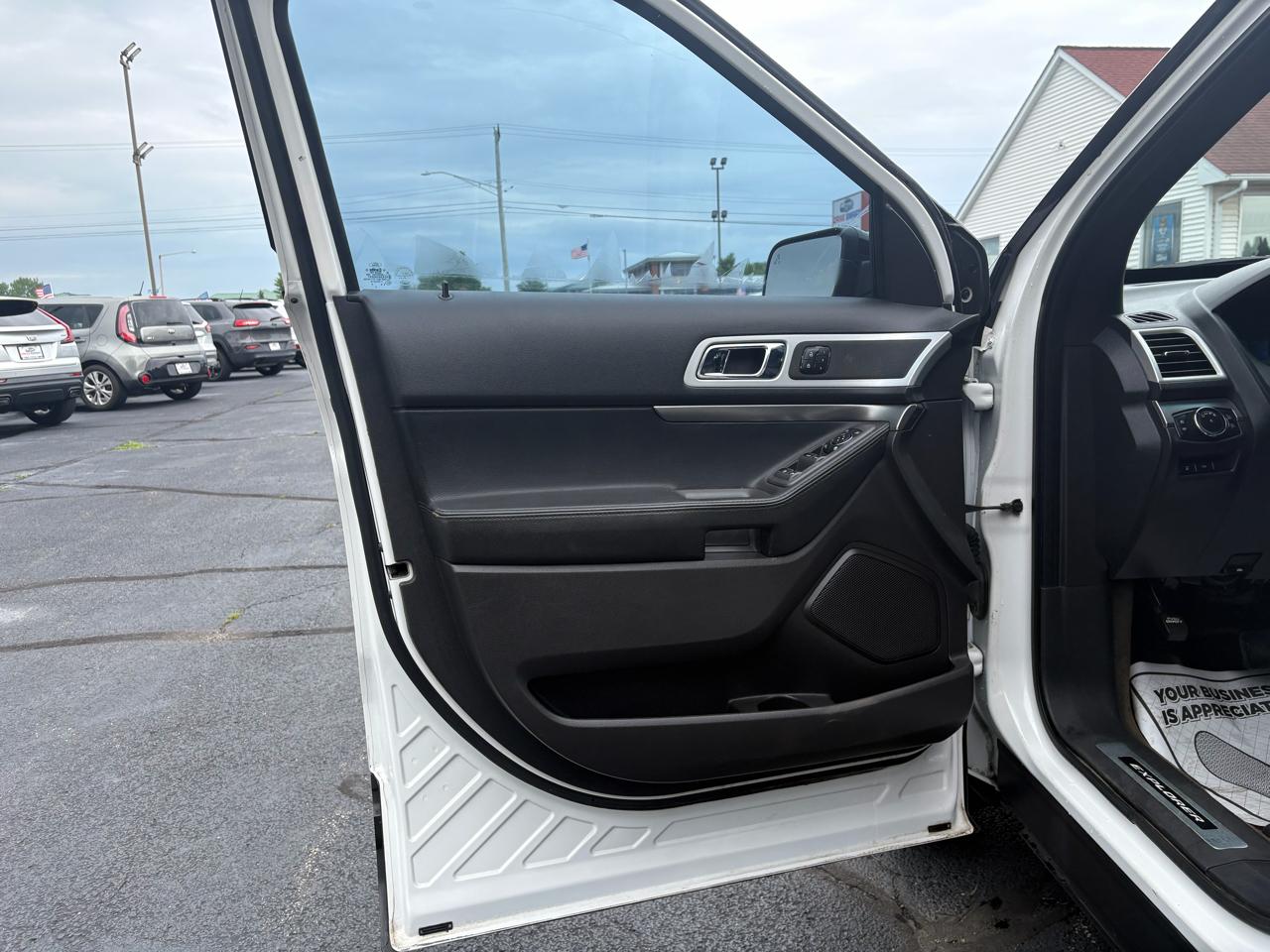 Ford Explorer Sport 4WD 2013