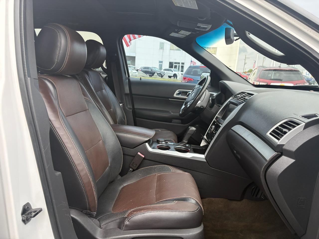 Ford Explorer Sport 4WD 2013