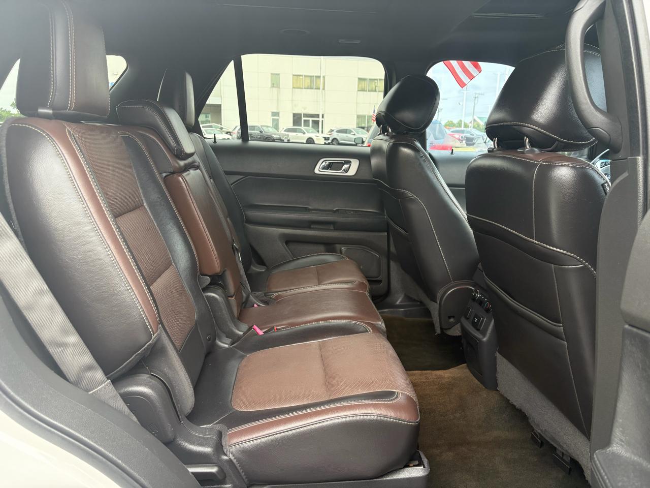 Ford Explorer Sport 4WD 2013